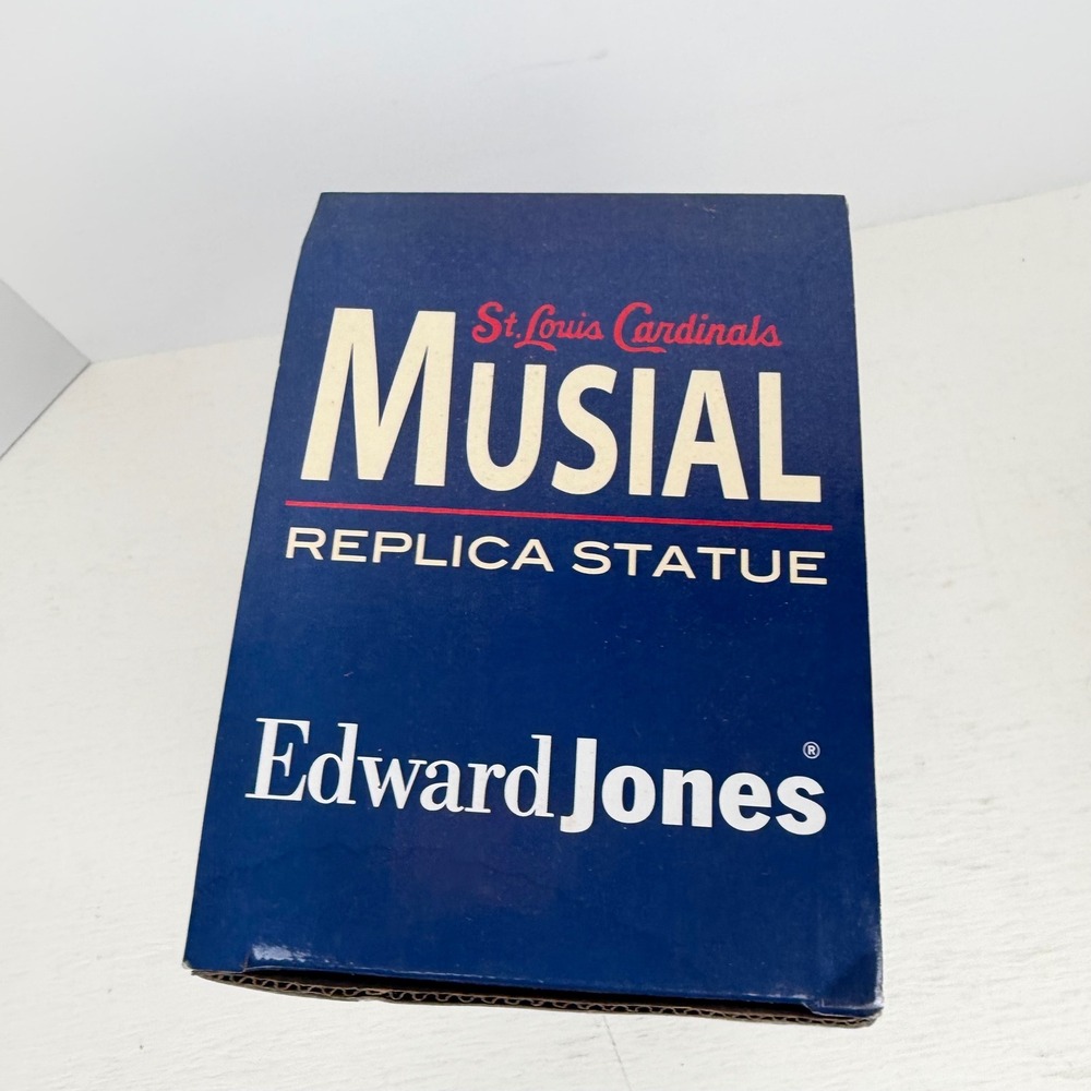 St Louis Cardinals Stan Musial The Man Replica Statue Edward Jones SGA Figurine - Picture 5 of 12